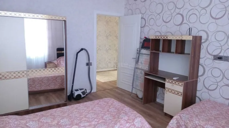 Kirayə verilir 3 otaqlı Mənzil Yeni tikili 130 m² Xətai m. - şəkil 9