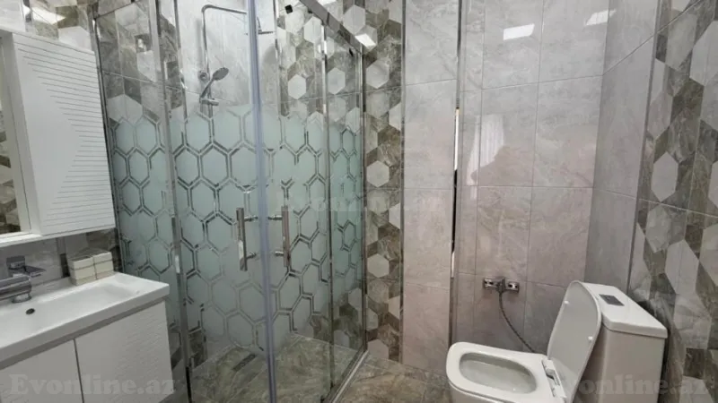 Kirayə verilir 3 otaqlı Mənzil Yeni tikili 150 m² Gənclik m. - şəkil 11