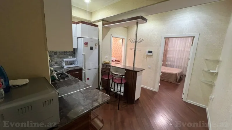 Kirayə verilir 2 otaqlı Mənzil Yeni tikili 70 m² Nərimanov r. - şəkil 4