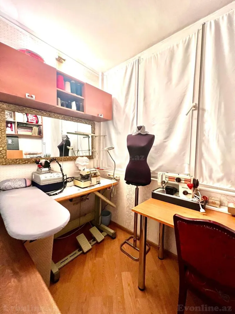 Satılır 4 otaqlı Mənzil Köhnə tikili 126 m² Nəsimi r. - şəkil 3