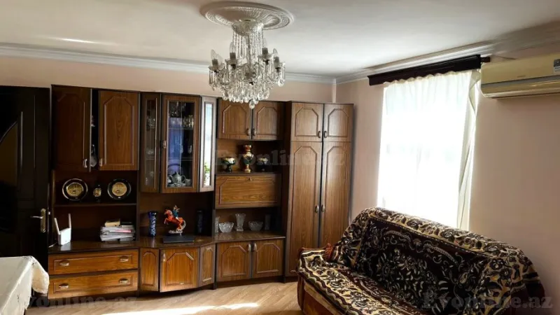 Kirayə verilir 1 otaqlı Mənzil Köhnə tikili 30 m² Nəriman Nərimanov m.