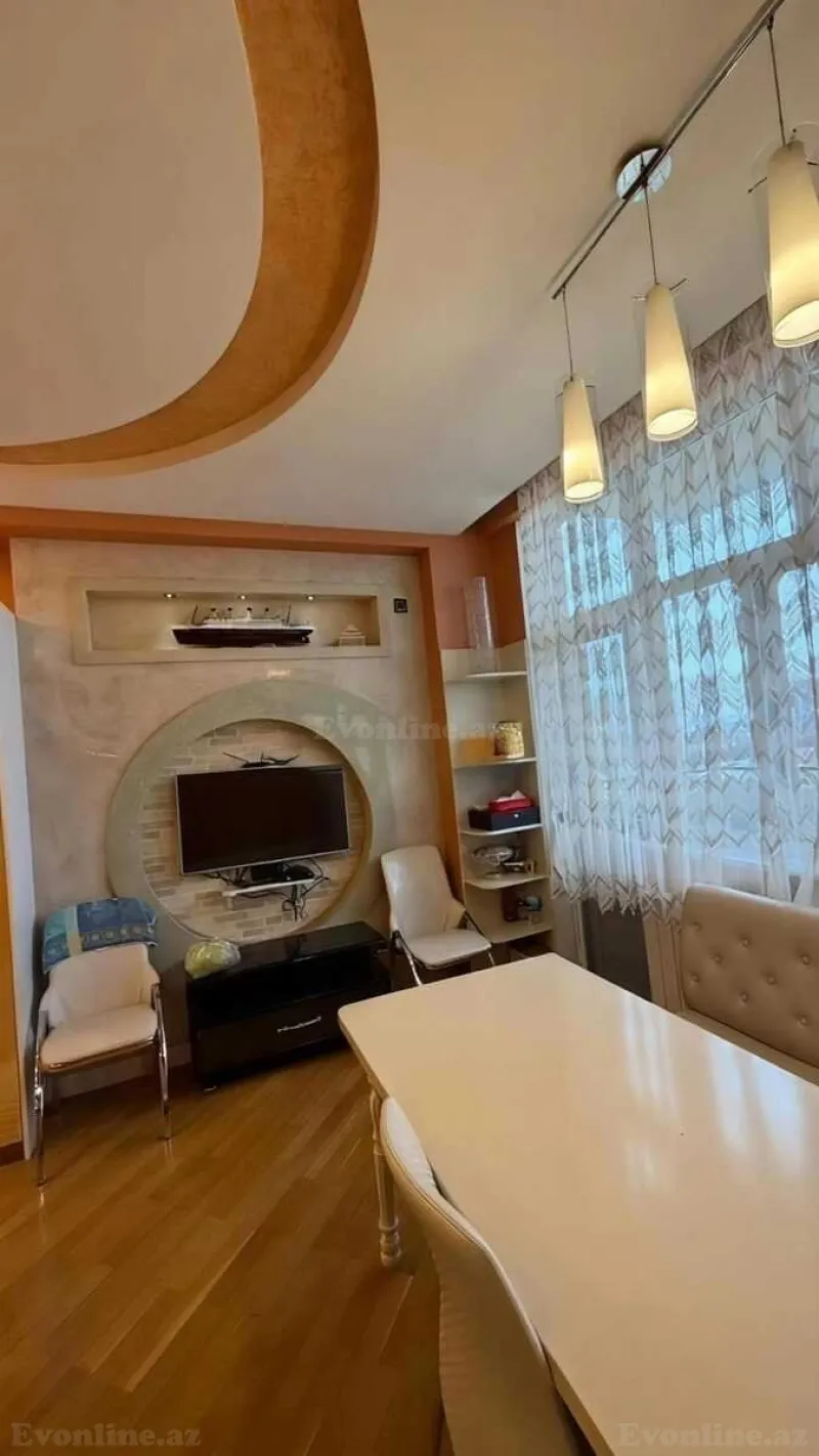 Satılır 4 otaqlı Mənzil Yeni tikili 185 m² 8-ci mikrorayon - şəkil 3