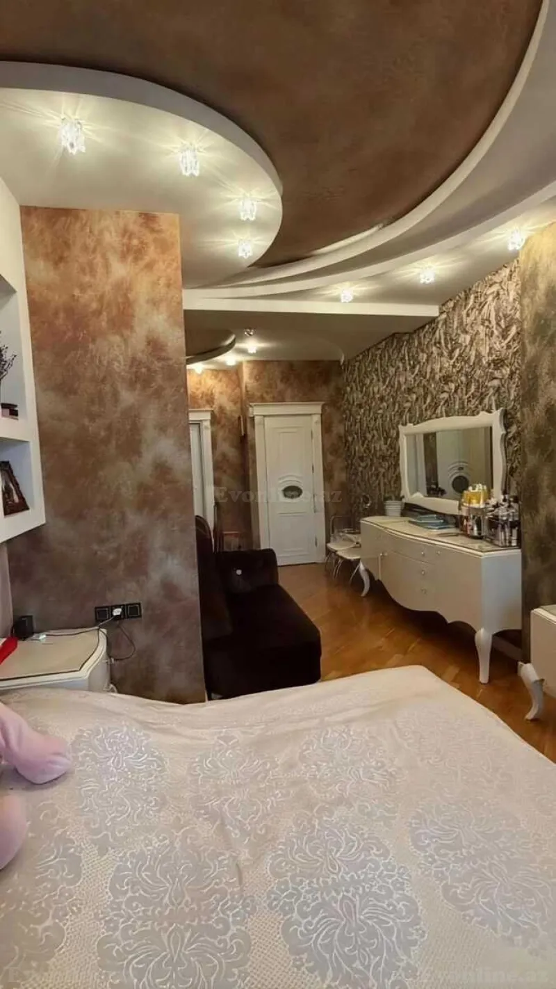 Satılır 4 otaqlı Mənzil Yeni tikili 185 m² 8-ci mikrorayon - şəkil 19