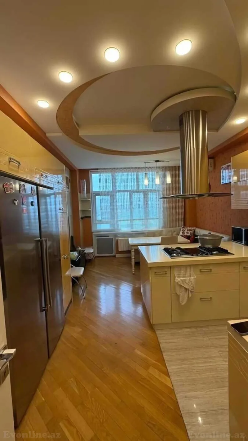 Satılır 4 otaqlı Mənzil Yeni tikili 185 m² 8-ci mikrorayon - şəkil 20
