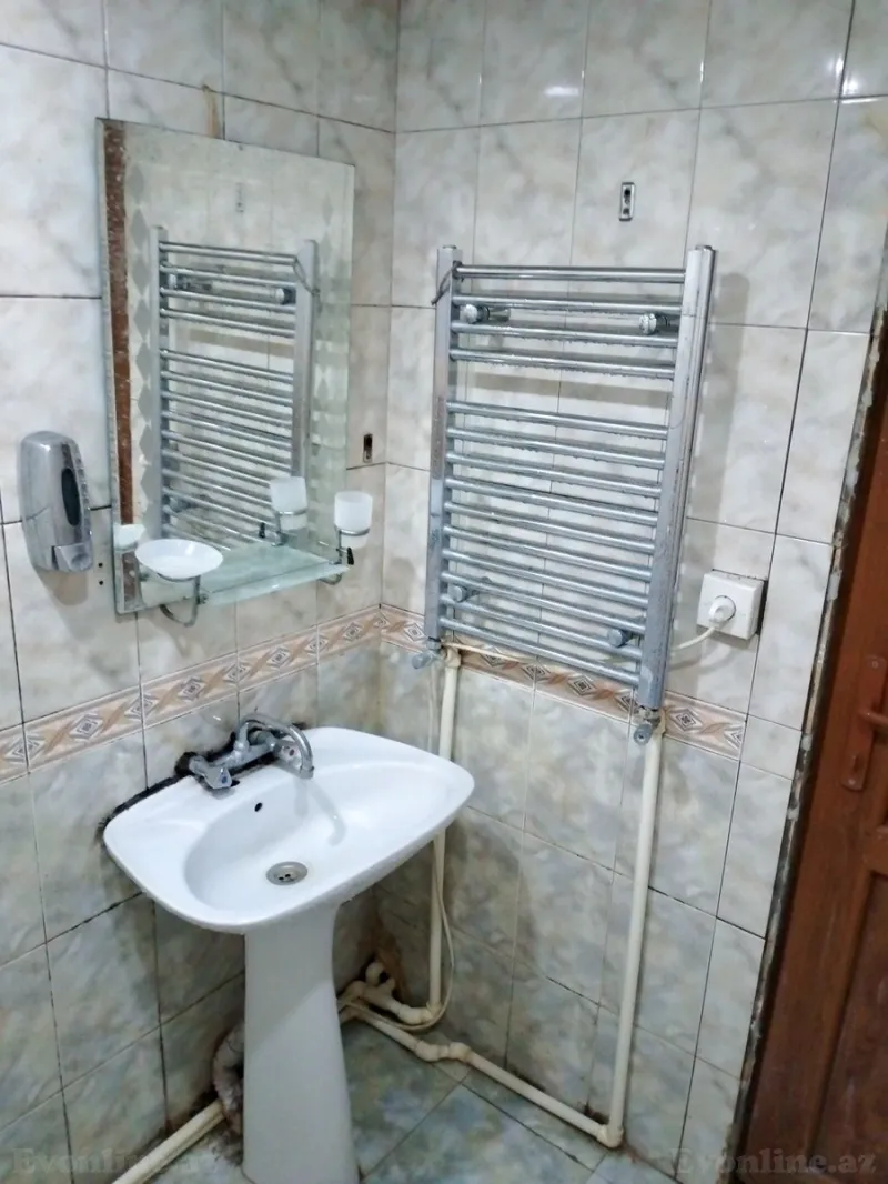 Kirayə verilir 2 otaqlı Mənzil Yeni tikili 70 m² 4-cü mikrorayon - şəkil 8