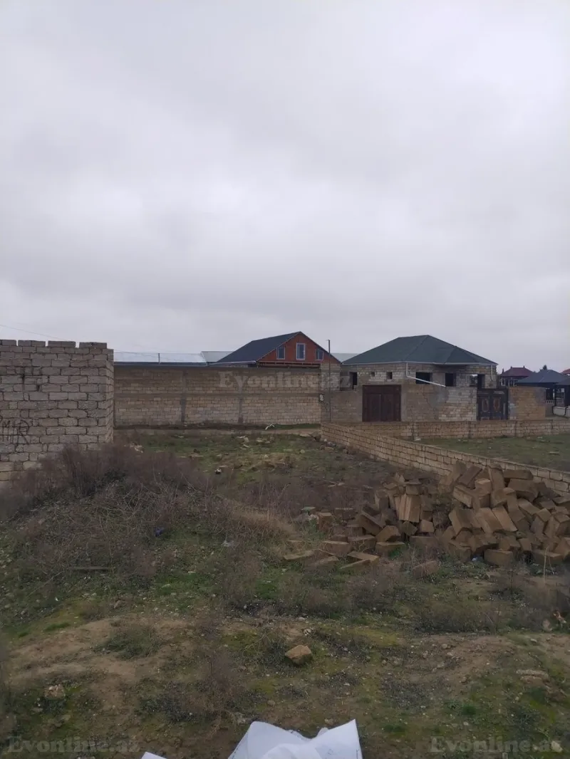 Torpaq Sabunçu r. Satılır