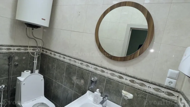 Kirayə verilir Ofis 45 m² Nəsimi r. - şəkil 5