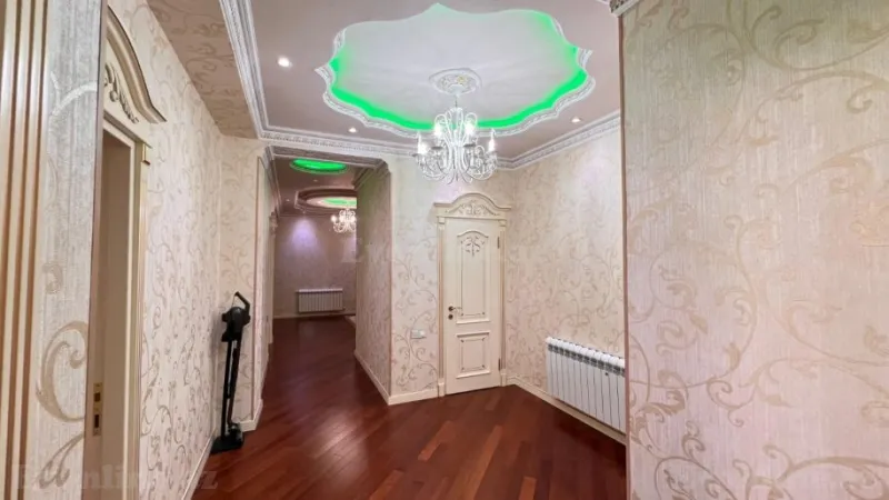 Satılır 4 otaqlı Mənzil Yeni tikili 168 m² Qara Qarayev m. - şəkil 21