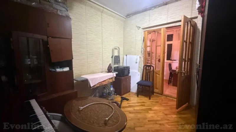 Satılır 4 otaqlı Mənzil Köhnə tikili 100 m² Gənclik m. - şəkil 7