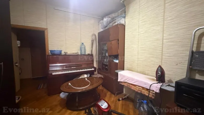 Satılır 4 otaqlı Mənzil Köhnə tikili 100 m² Gənclik m. - şəkil 8