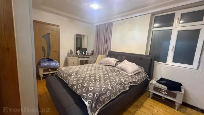 Satılır 4 otaqlı Mənzil Köhnə tikili 100 m² Gənclik m. - şəkil 13