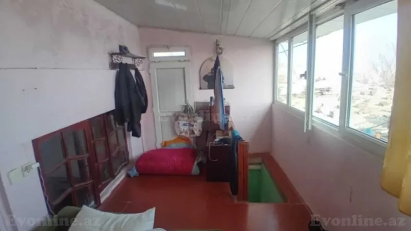 Satılır 3 otaqlı Mənzil Köhnə tikili 80 m² Səbail r. - şəkil 5