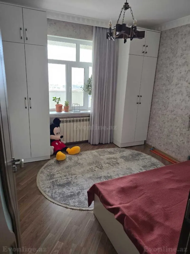 Satılır 4 otaqlı Mənzil Köhnə tikili 100 m² Suraxanı r. - şəkil 2