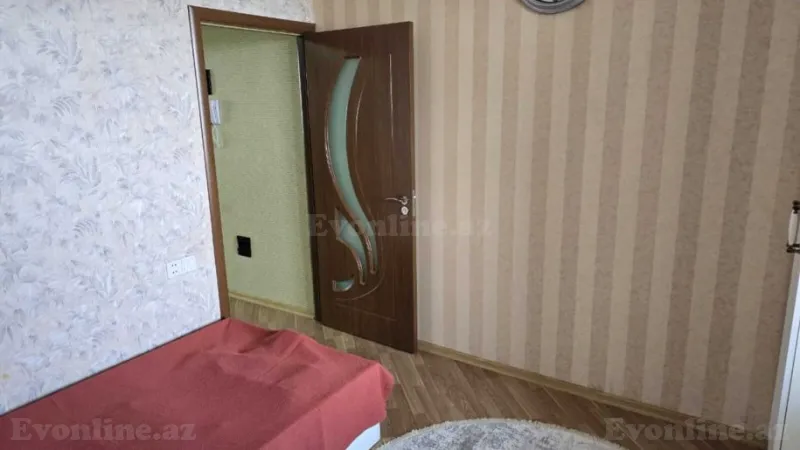 Satılır 4 otaqlı Mənzil Köhnə tikili 100 m² Suraxanı r. - şəkil 3