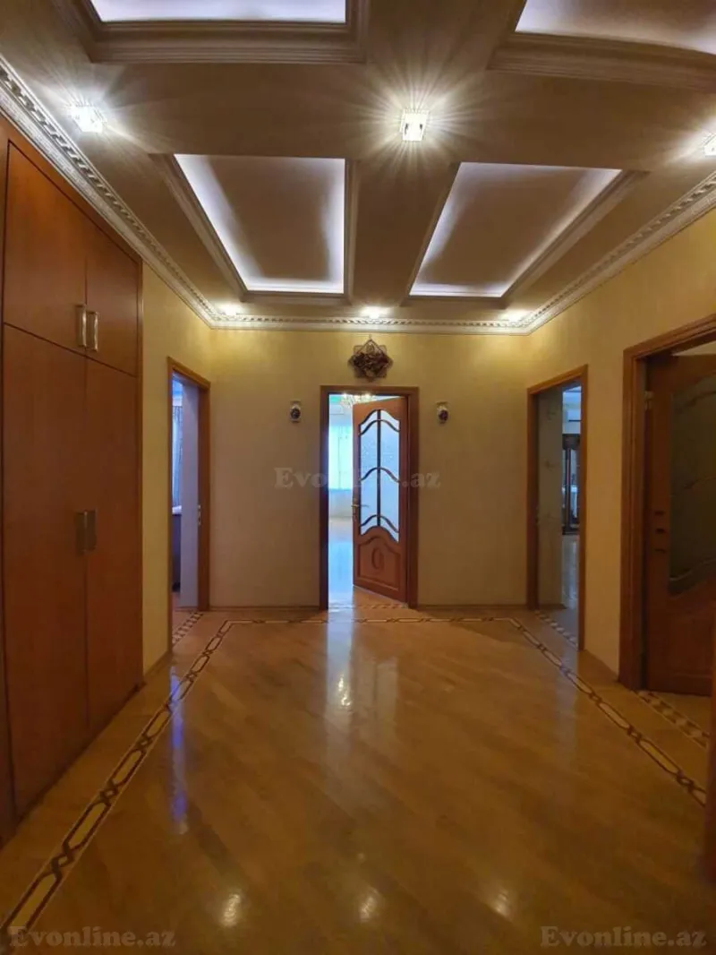 Kirayə verilir 3 otaqlı Mənzil Yeni tikili 135 m² Gənclik m. - şəkil 11