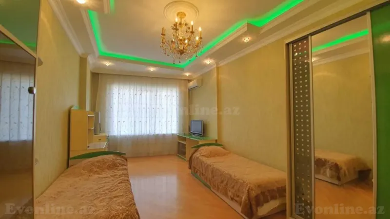 Kirayə verilir 3 otaqlı Mənzil Yeni tikili 135 m² Gənclik m. - şəkil 16