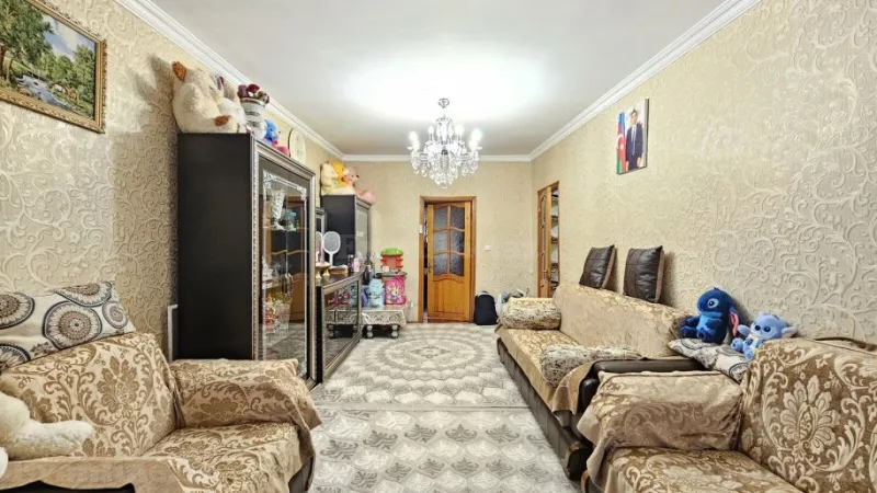 3 otaqlı Mənzil 80 m² İnşaatçılar m. Satılır