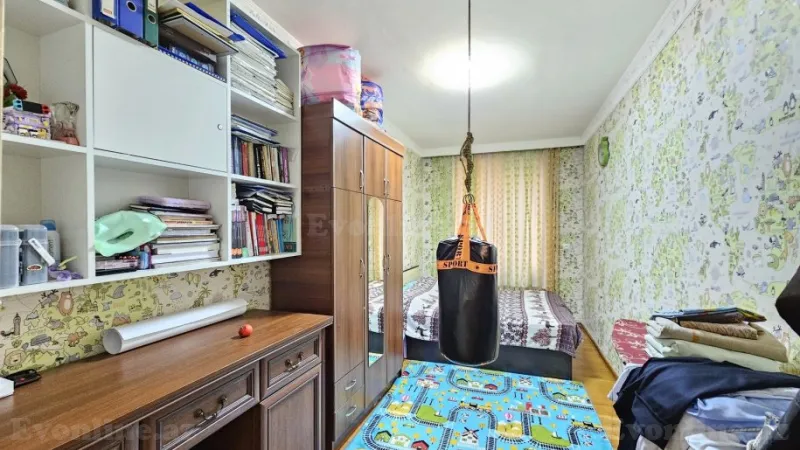 Satılır 3 otaqlı Mənzil Köhnə tikili 80 m² İnşaatçılar m. - şəkil 8