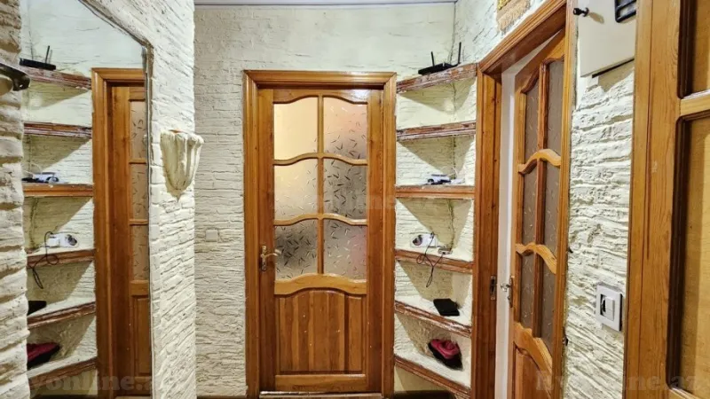 Satılır 3 otaqlı Mənzil Köhnə tikili 80 m² İnşaatçılar m. - şəkil 16