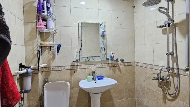 Satılır 3 otaqlı Mənzil Köhnə tikili 80 m² İnşaatçılar m. - şəkil 17