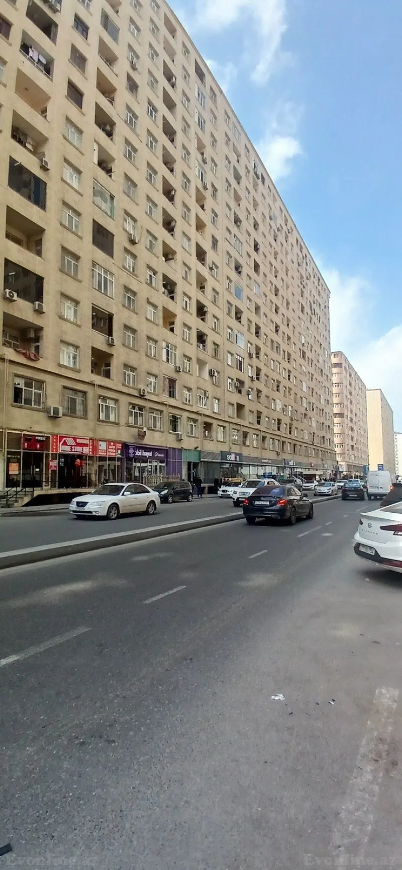 3 otaqlı Mənzil 74 m² Xırdalan Satılır