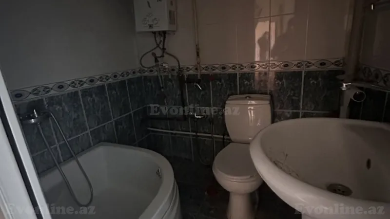 Kirayə verilir 3 otaqlı Mənzil Köhnə tikili 65 m² Nərimanov r. - şəkil 2