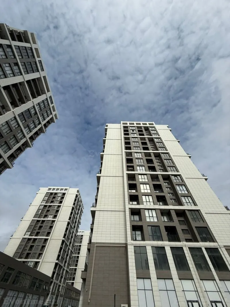 Satılır 3 otaqlı Mənzil Yeni tikili 146 m² Koroğlu m.