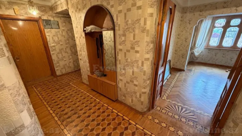 Satılır 4 otaqlı Mənzil Köhnə tikili 110 m² Əhmədli - şəkil 12