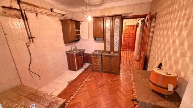 Satılır 4 otaqlı Mənzil Köhnə tikili 110 m² Əhmədli - şəkil 14