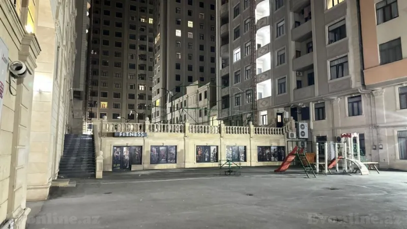 Kirayə verilir 3 otaqlı Mənzil Yeni tikili 100 m² 28 May m. - şəkil 10