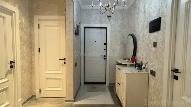 3 otaqlı Mənzil 75 m² Həzi Aslanov m. Satılır