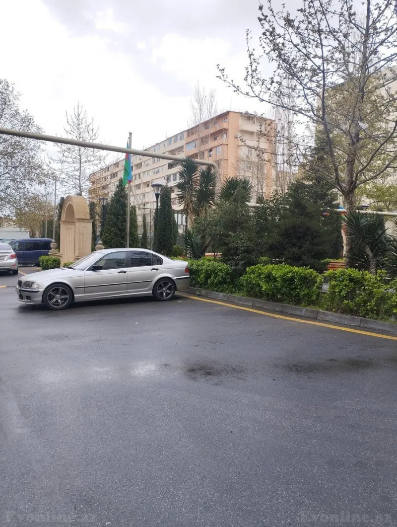 Satılır 2 otaqlı Mənzil Köhnə tikili 65 m² Sabunçu r. - şəkil 2