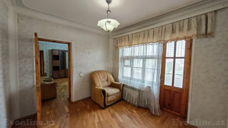 Kirayə verilir 5 otaqlı Mənzil Köhnə tikili 110 m² Xətai m. - şəkil 7