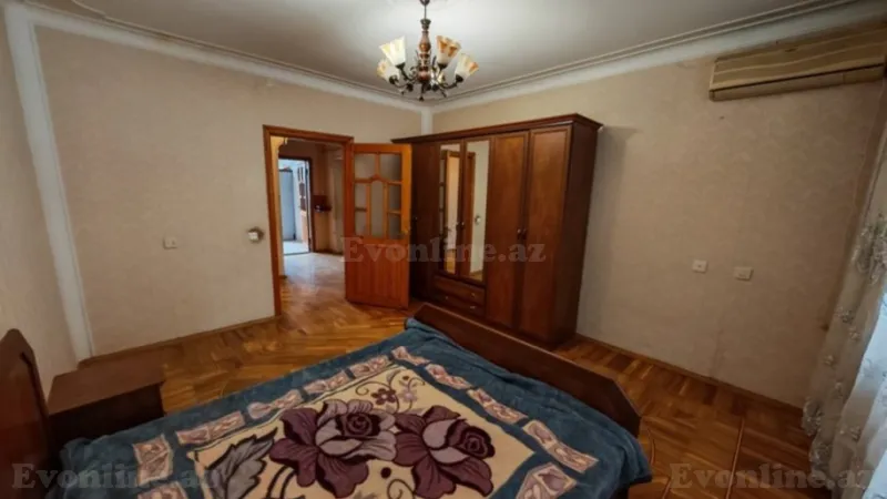 Kirayə verilir 5 otaqlı Mənzil Köhnə tikili 110 m² Xətai m. - şəkil 9