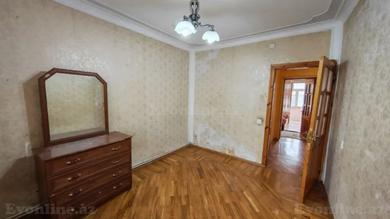 Kirayə verilir 5 otaqlı Mənzil Köhnə tikili 110 m² Xətai m. - şəkil 13