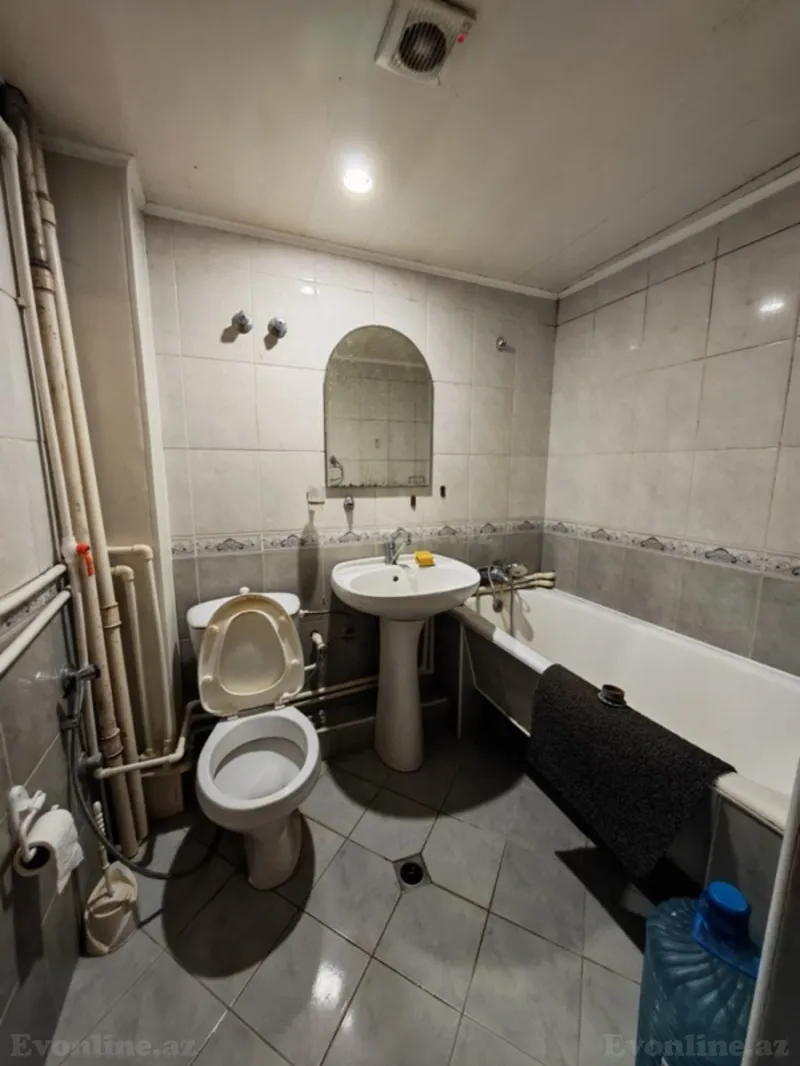 Kirayə verilir 5 otaqlı Mənzil Köhnə tikili 110 m² Xətai m. - şəkil 16