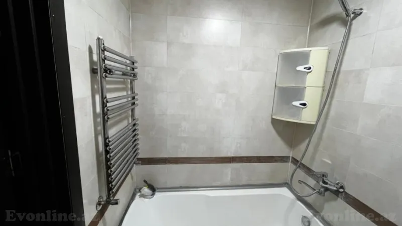 Kirayə verilir 2 otaqlı Mənzil Köhnə tikili 60 m² Qara Qarayev m. - şəkil 10