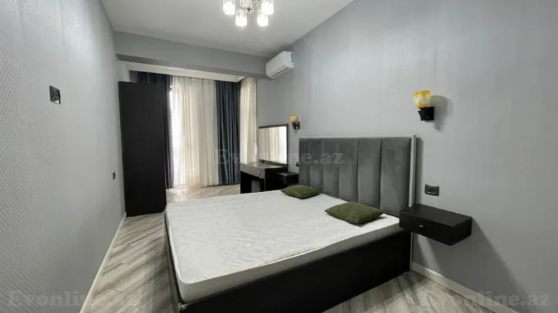 3 otaqlı Mənzil 130 m² 28 May m. Kirayə verilir