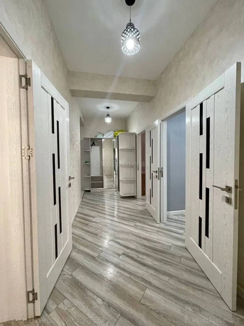 Kirayə verilir 3 otaqlı Mənzil Yeni tikili 130 m² 28 May m. - şəkil 11