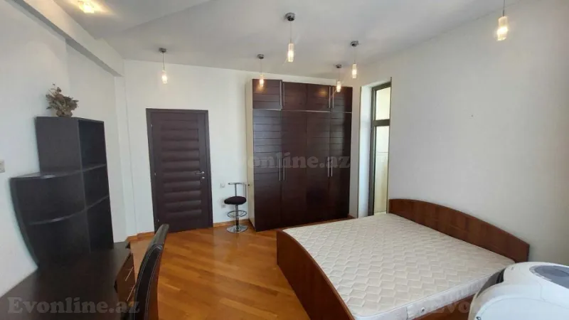 Kirayə verilir 4 otaqlı Mənzil Yeni tikili 190 m² Nizami m. - şəkil 11