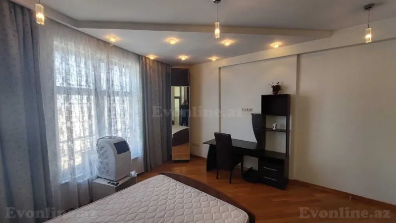 Kirayə verilir 4 otaqlı Mənzil Yeni tikili 190 m² Nizami m. - şəkil 12