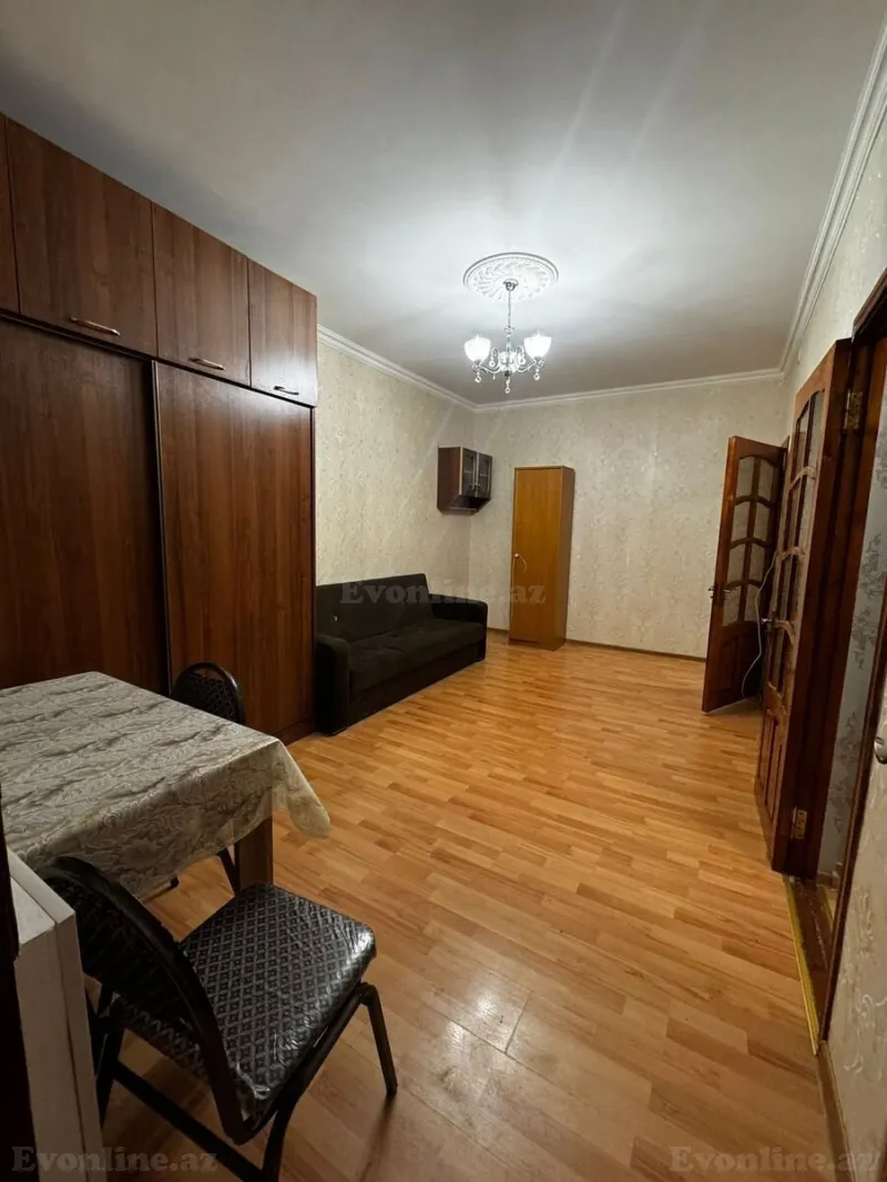 2 otaqlı Mənzil 45 m² 2-ci mikrorayon Satılır