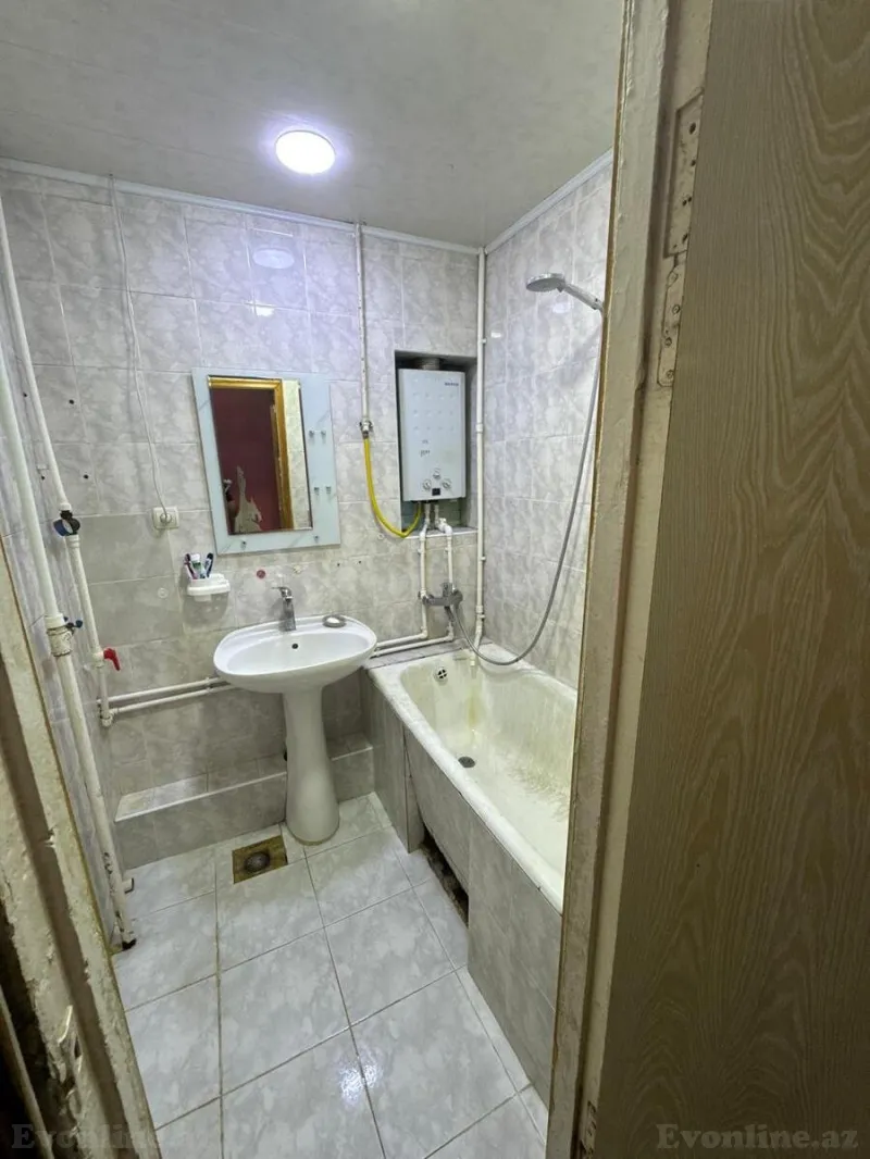 Satılır 3 otaqlı Mənzil Köhnə tikili 90 m² Xalqlar Dostluğu m. - şəkil 20