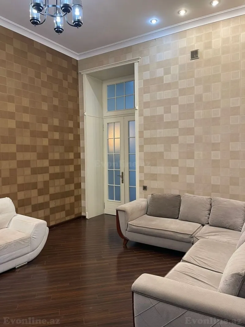 Kirayə verilir 4 otaqlı Mənzil Köhnə tikili 115 m² 28 May m. - şəkil 3