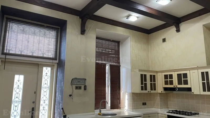 Kirayə verilir 4 otaqlı Mənzil Köhnə tikili 115 m² 28 May m. - şəkil 5