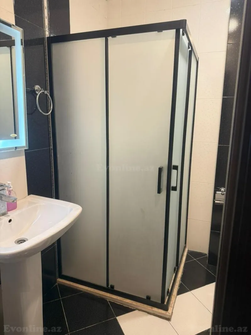 Kirayə verilir 2 otaqlı Mənzil Yeni tikili 65 m² İnşaatçılar m. - şəkil 14