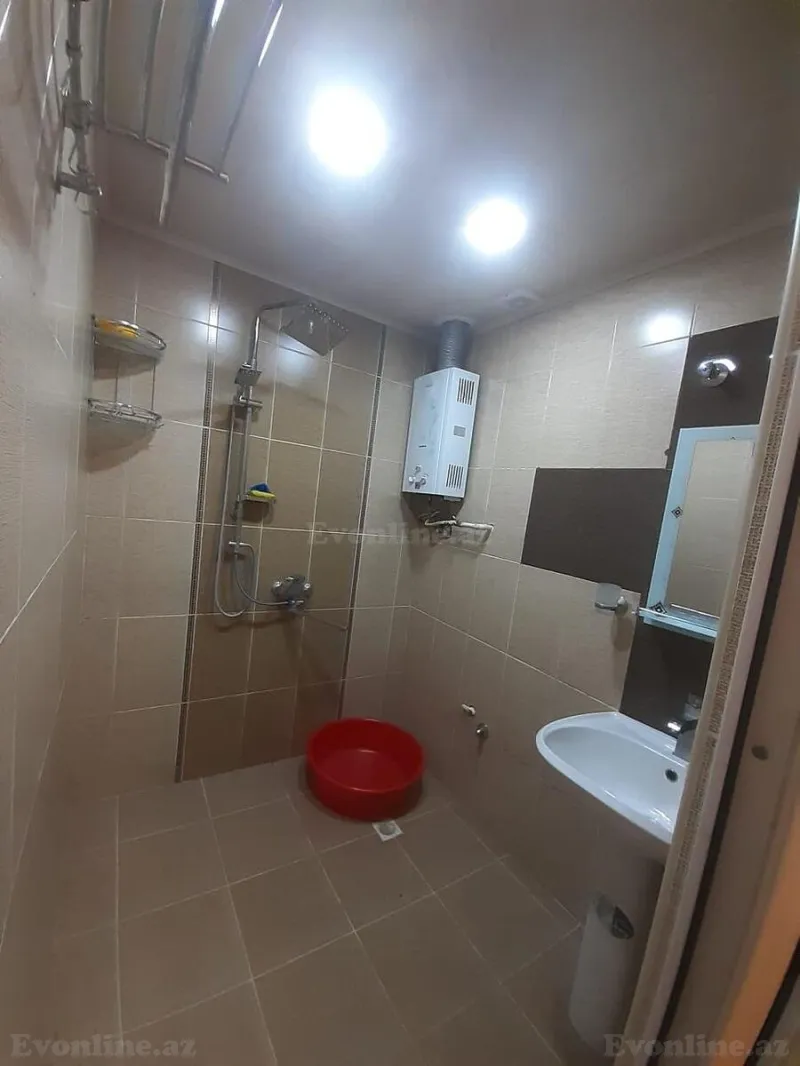 Satılır 2 otaqlı Mənzil Köhnə tikili 40 m² Gənclik m. - şəkil 12