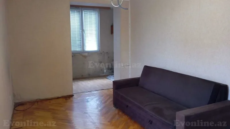1 otaqlı Mənzil 30 m² İnşaatçılar m. Satılır