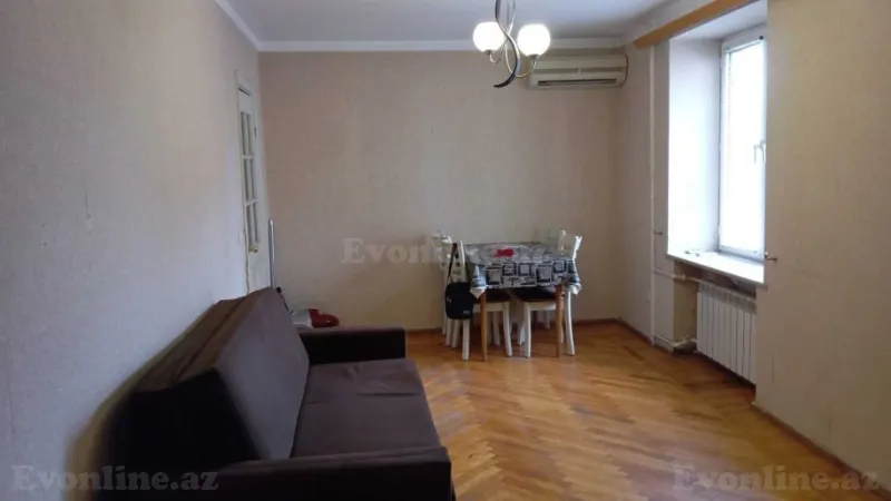 Satılır 1 otaqlı Mənzil Köhnə tikili 30 m² İnşaatçılar m. - şəkil 4