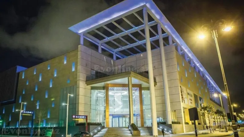 3 otaqlı Mənzil 81 m² Gənclik m. Satılır